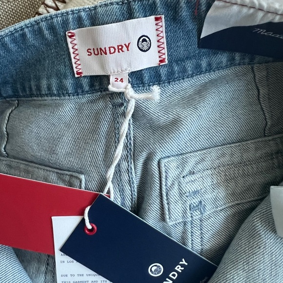 High Waisted Denim - Picture 3 of 3